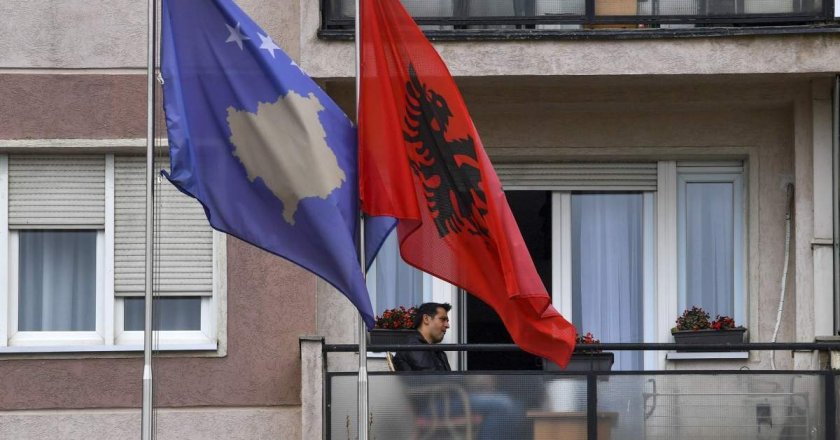 Опозицията спечели изборите в Косово