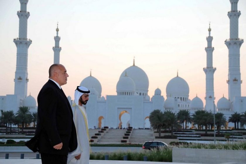 Борисов пристигна в Абу Даби (СНИМКИ И ВИДЕО)