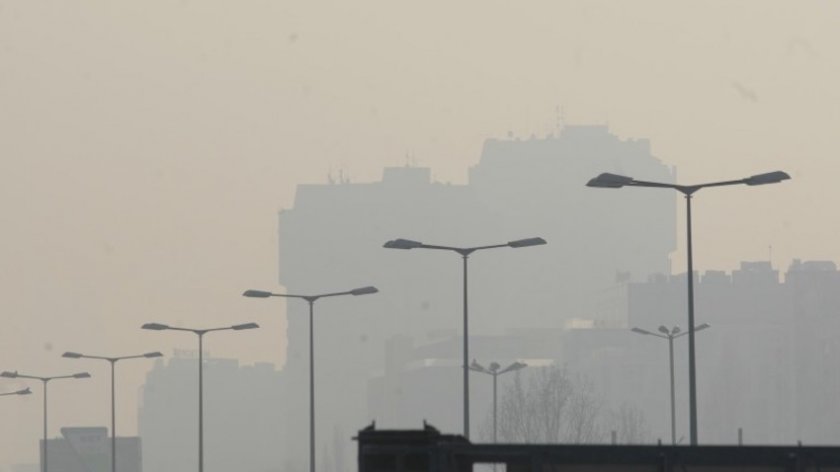 Столицата на Индонезия Джакарта оглави списъка с най-замърсените градове в света