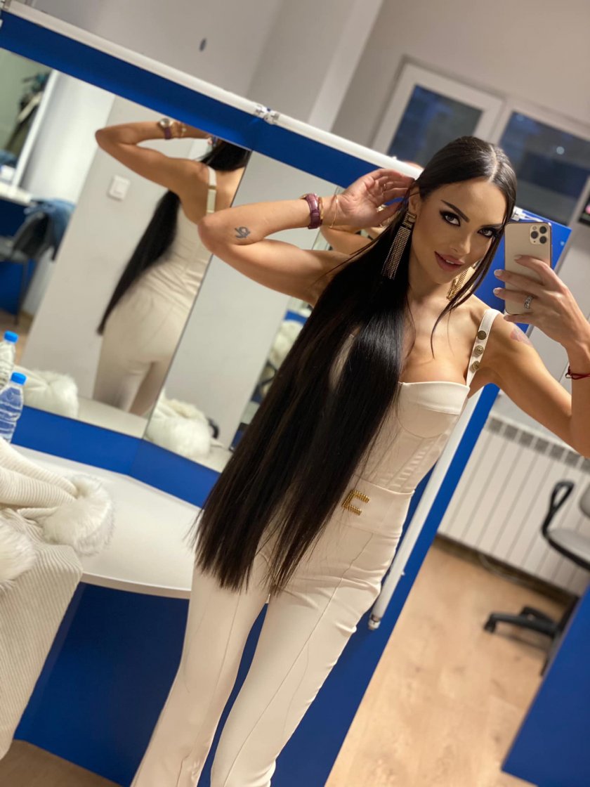 Фолк певицата Лияна също е била жертва на насилствено рязане