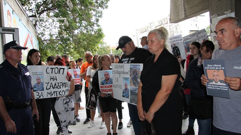 Протестът в Цалапица се мести в София 