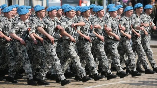 Гоним мурзилките! Армията ни е номер 59 в света