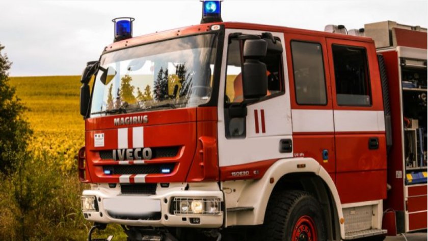 Общо 126 пожара са ликвидирали огнеборците през изминалото денонощие