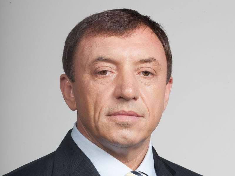 Нов обрат: Жената, гръмната с Алексей Петров, е друга