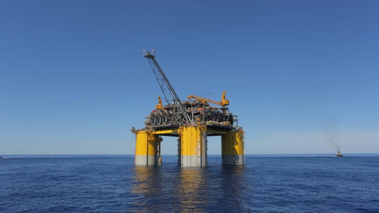 Търсят кандидати за проучване на нефт и газ в Черно море