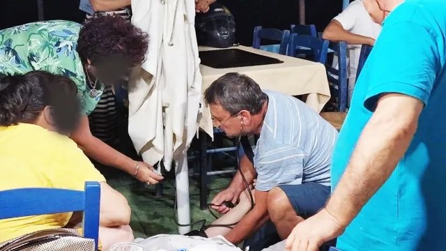 (СНИМКА) Български лекар спаси колабирал мъж по време на почивката си в Гърция 