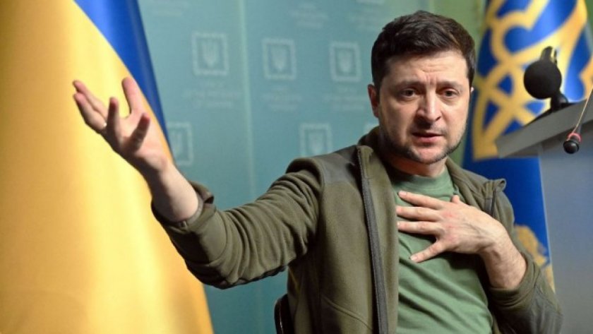 Украинският президент Володимир Зеленски обяви снощи, че още два кораба