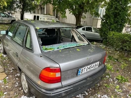 Градушка потроши коли във Великотърновско 