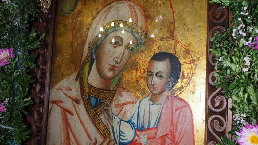 Днес е Рождество Богородично