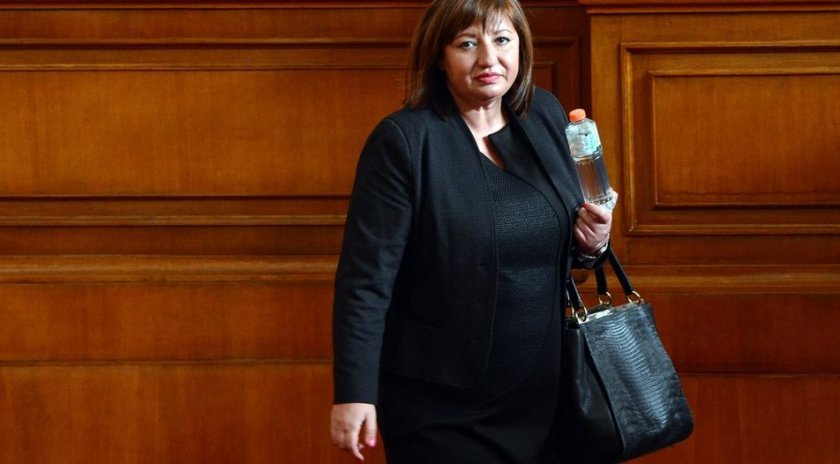Анна Александрова замени Стою Стоев начело на Правната комисия