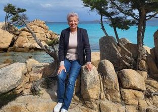 Бившата пиарка на ПП Диана Дамянова не се стърпя и