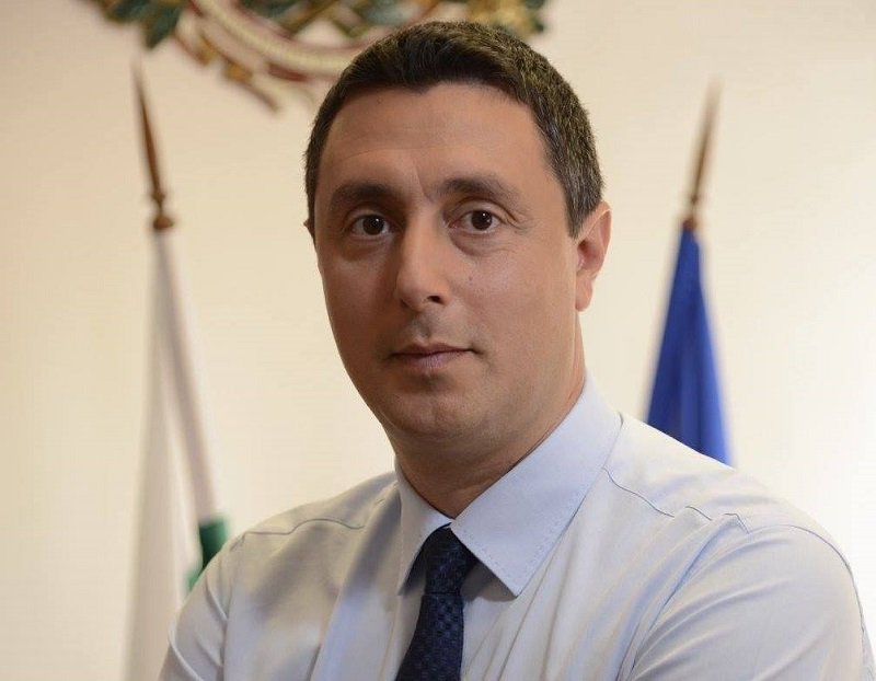 Ще разчитаме на военните инженери за помощ за възстановяването на мостовете, каза кметът на Царево Георги Лапчев