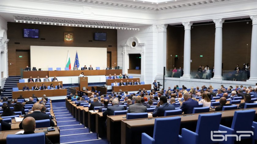 Корнелия: Зърненият скандал е грандиозен, правителството да си ходи