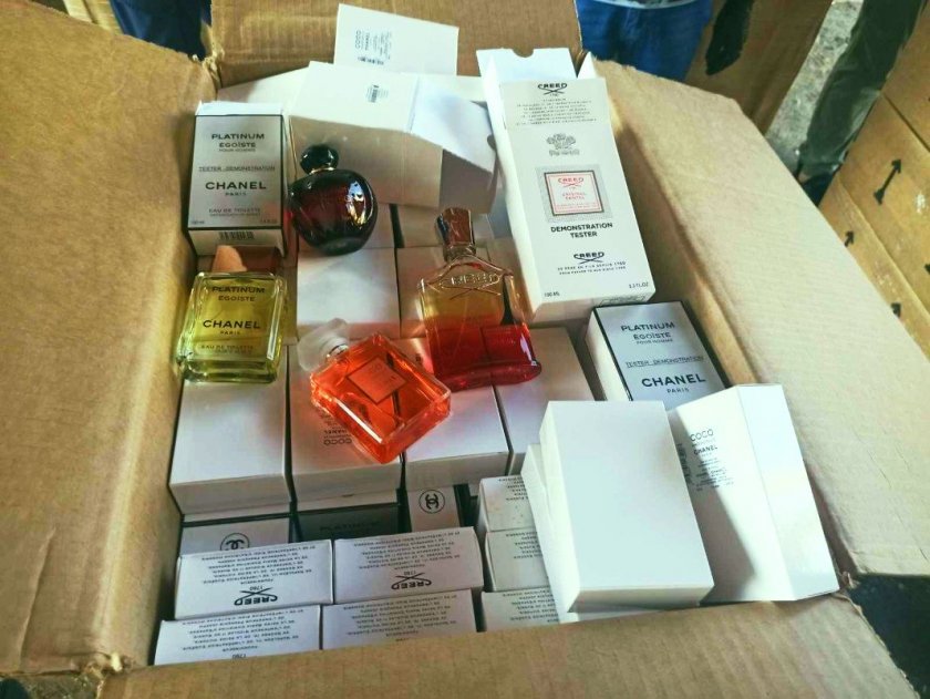 Иззеха голямо количество фалшиви парфюми от Индия във Варна