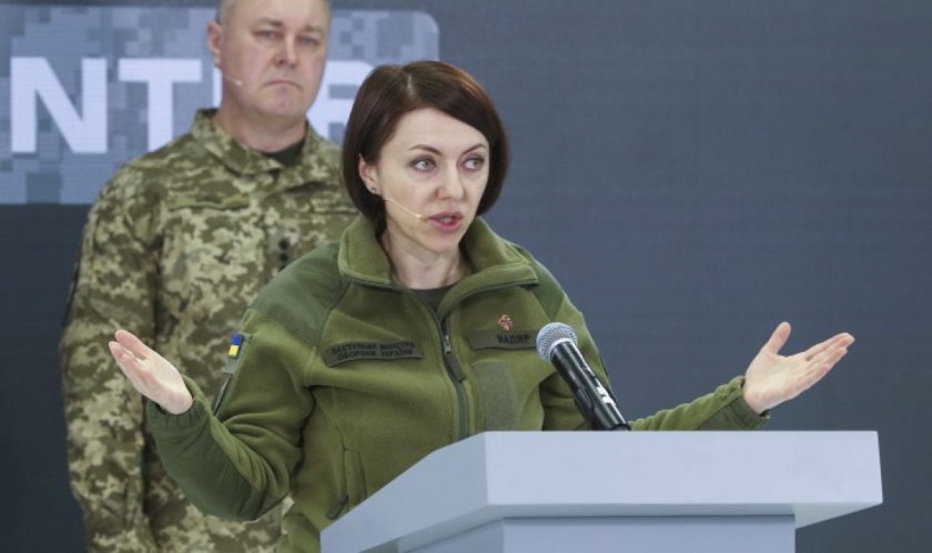 Украйна уволни шестима заместник-министри на отбраната