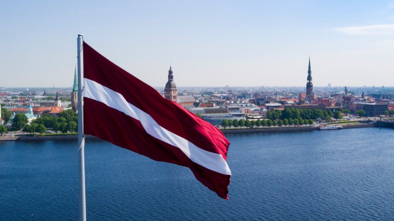 Около 3500 руски граждани в Латвия ще получат тази седмица