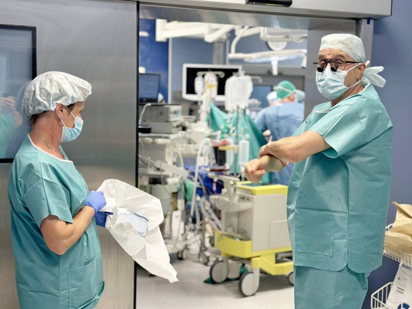 Спасен живот: Поредна чернодробна трансплантация във ВМА 