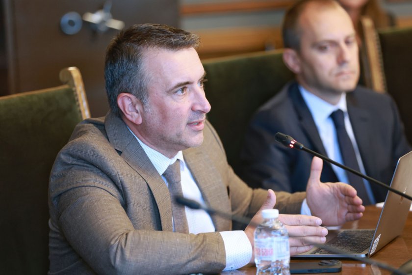 ИТН също не подкрепят идеята за сливане на цивилното и военното разузнаване