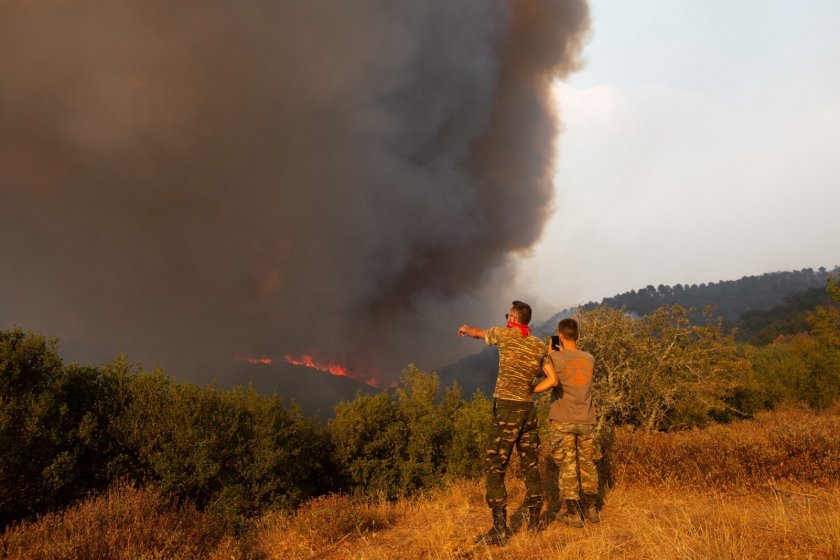 Пожарникарите са ликвидирали 140 пожара в страната през последното денонощие 