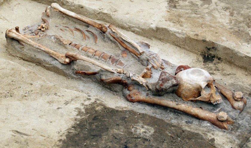 Археолози изровиха останките на шестгодишно дете, като са успели да