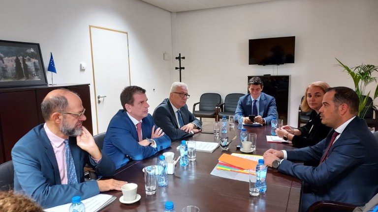 Министърът на вътрешните работи на България, Калин Стоянов, и гръцкият министър