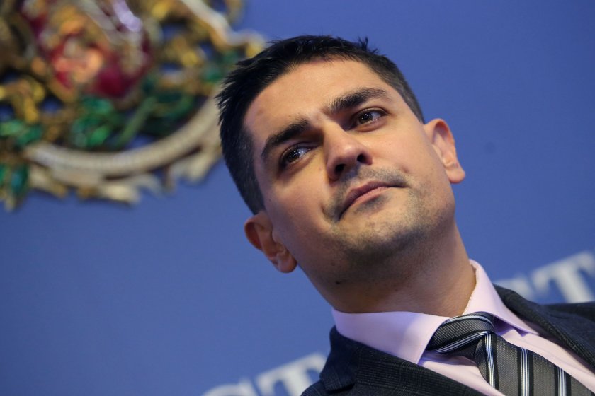 Медийната омерта продължава да ме заглушава. БНТ ме покани вчера