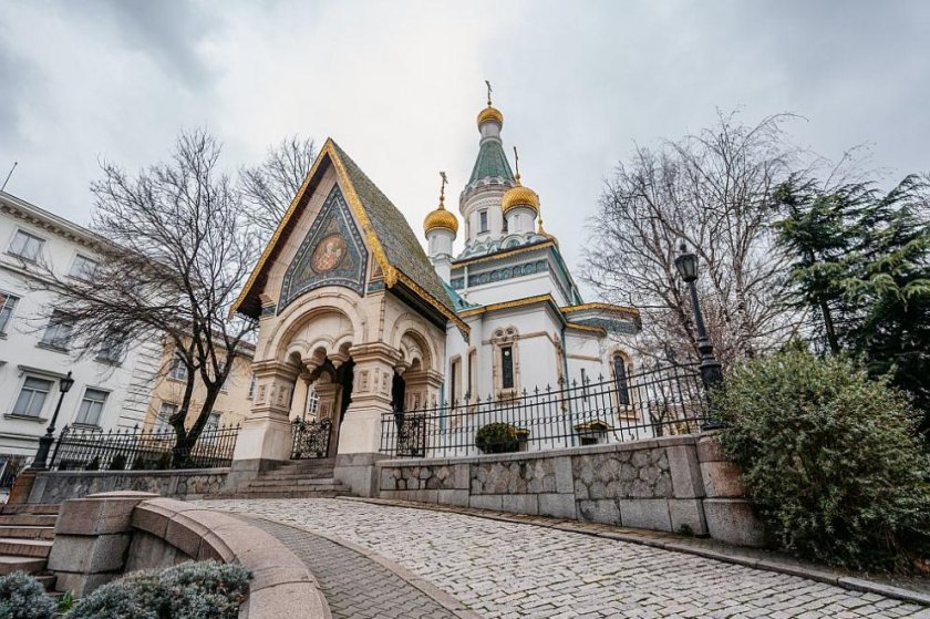 Може би трябва да се вземат държавни мерки, каза министърът на