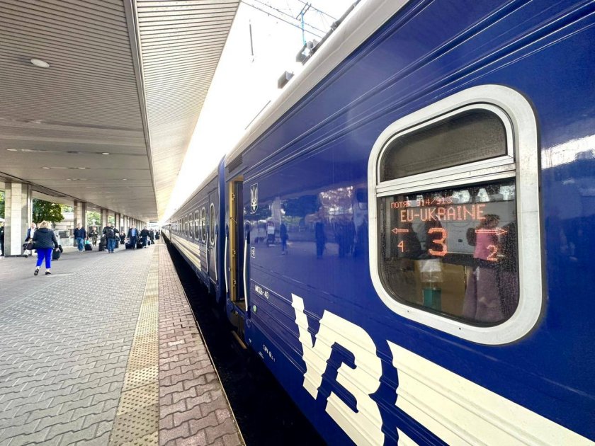Пътнически влак отново свързва Варшава с Украйна