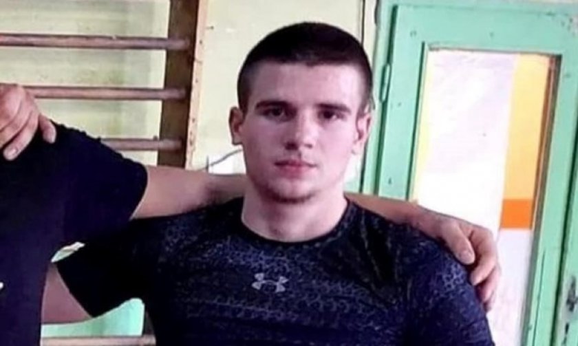 Полицаи все още издирват 18-годишния Никола Райчев от Пазарджик, който