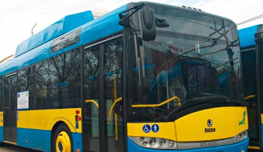 Тролейбус е катастрофирал в Плевен днес в следобедните часове. Информацията