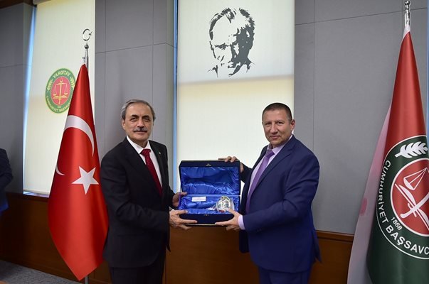 Борислав Сарафов проведе работна среща с турския главен прокурор Бекир Шахин