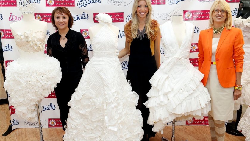 Американка спечели световния конкурс за булчински рокли от тоалетна хартия