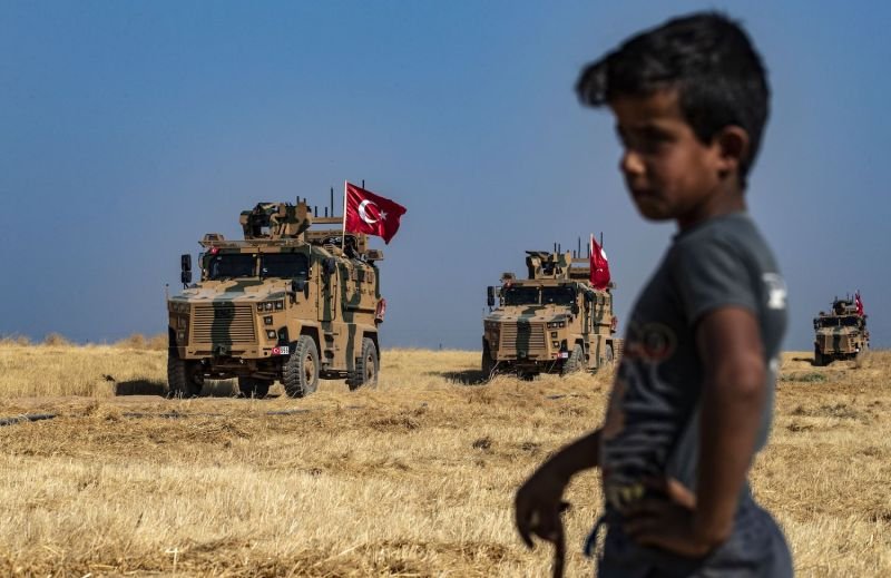 Турски сухопътни войски навлязоха в Сирия (ОБЗОР)