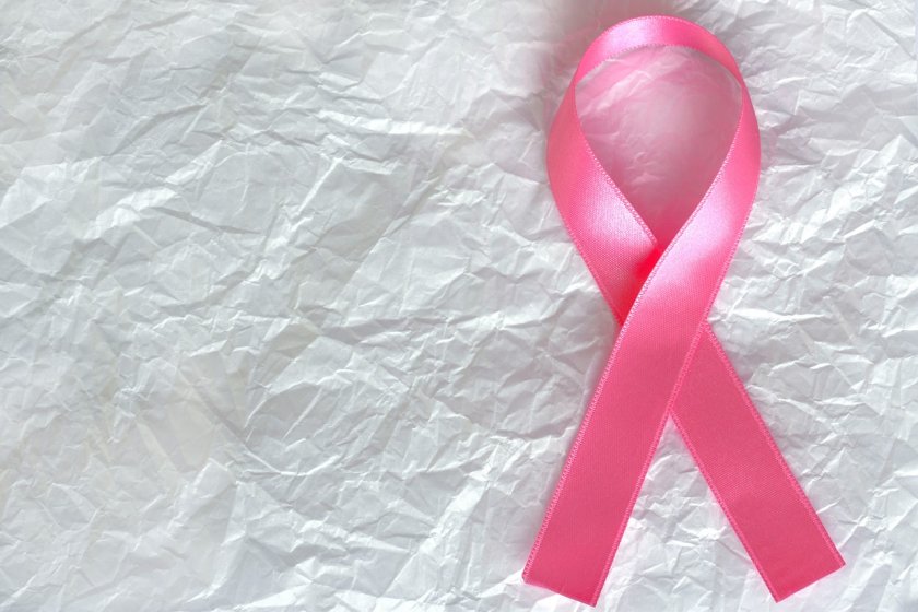 Мамолози искат увеличение на клиничните пътеки за рак на гърдата
