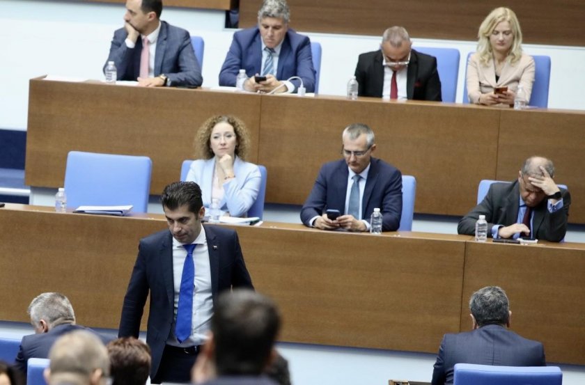 Кирил Петков: ДАНС е дъно, от новините научавам повече