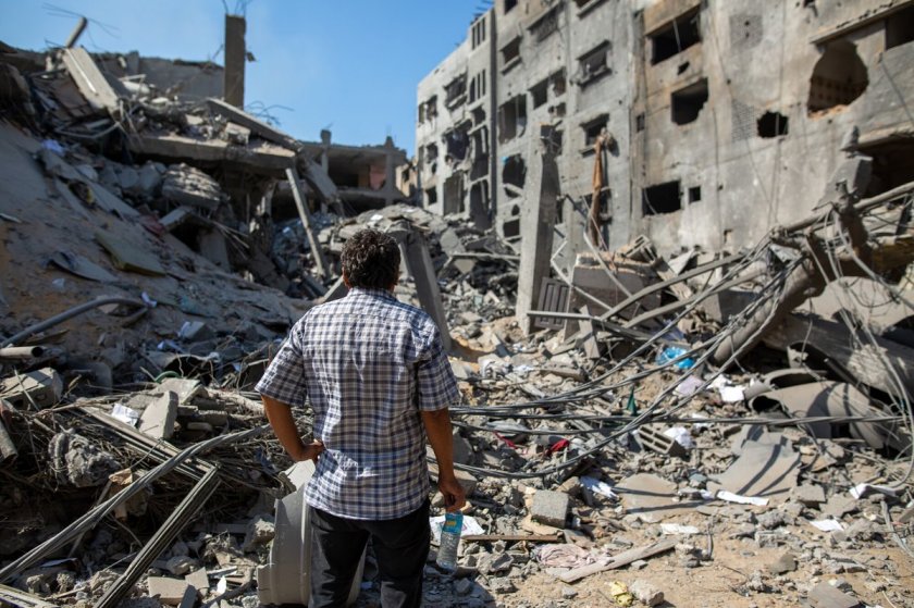 Румъния ще изпрати хуманитарна помощ за цивилното население в ивицата Газа, състояща се