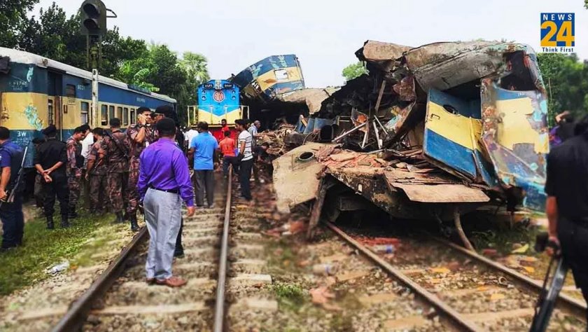 Най-малко 14 загинали при влакова катастрофа в Бангладеш