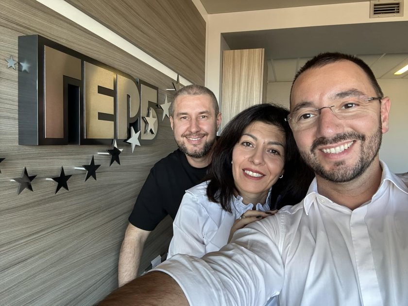 Няколко часа преди края на изборния ден в ГЕРБ вече