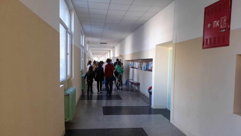 Активност към 19 ч.: Благоевград с уникалните 55%, София - с 36%