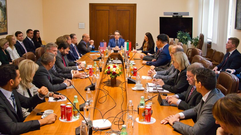 Асен Василев се срещна с представители на американския бизнес