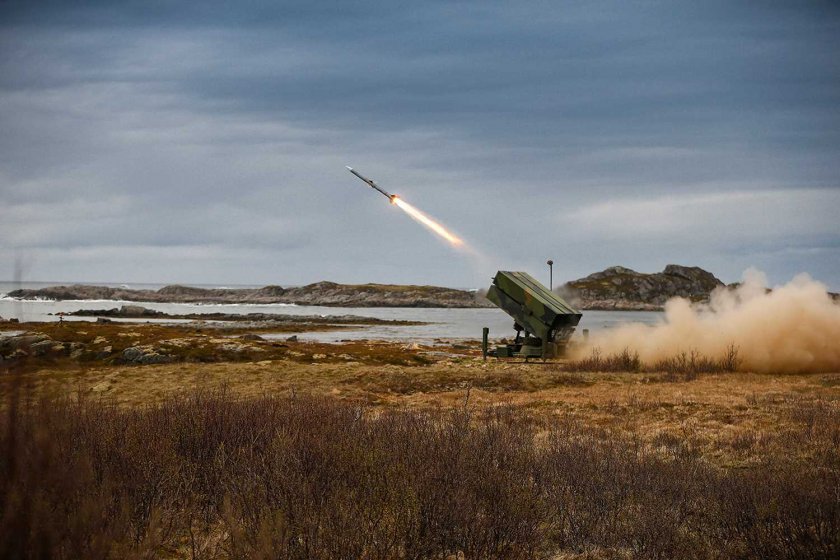 Зеленски: Още ПВО системи NASAMS бяха въведени в бойно дежурство
