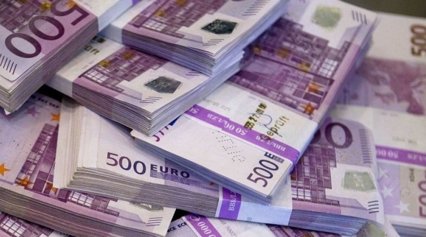 България набра външен дълг от 2,3 млрд. евро с две