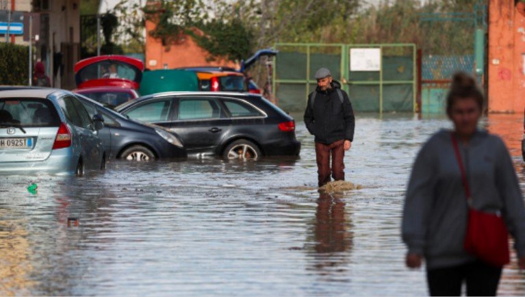 7 са загиналите при проливните дъждове в Тоскана