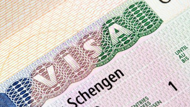 Хората, които кандидатстват за визи за посещение на Шенгенското пространство