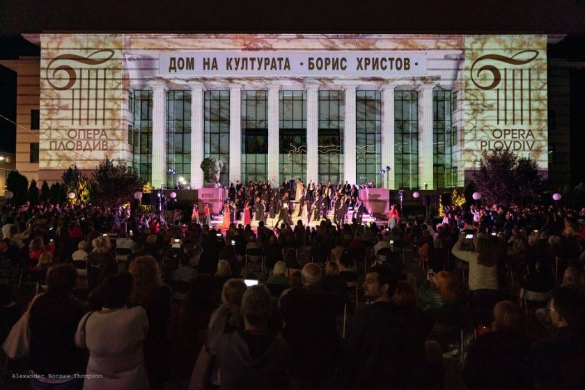 Опера Пловдив празнува 70 години с гала концерт и "Всенощно бдение" в храма "Света Марина"