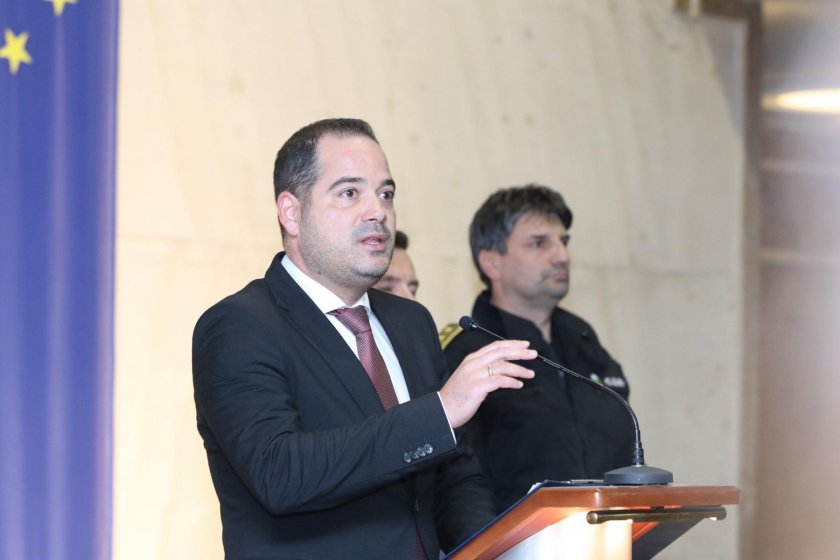 Благодаря на премиера, който вчерашният ден потвърди, че лидер на