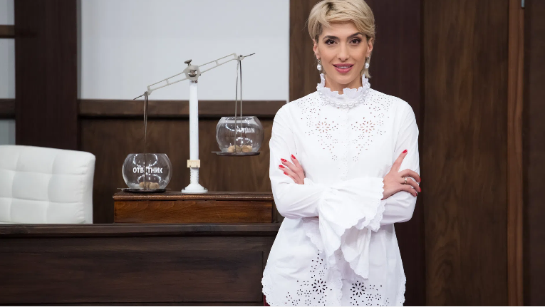 Ромина Андонова-Тасевска, Мис България 2010 г., e новата водеща на