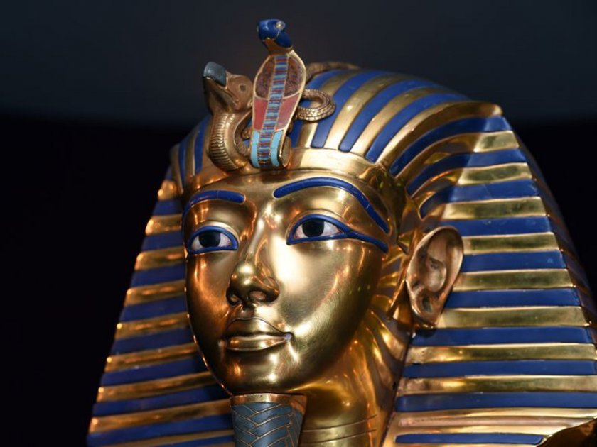 Снимка: Висулката на Тутанкамон е извънземна