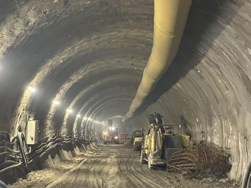Първа копка на новия лъч на столичното метро, който ще минава
