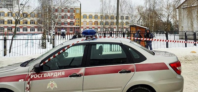 Осмокласничка откри стрелба в руско училище